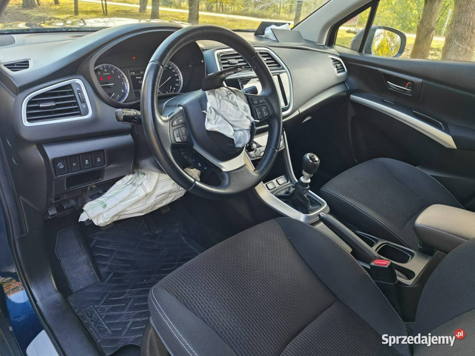 Suzuki SX4 SCross 1 rejestracja 2018 lakier metallic