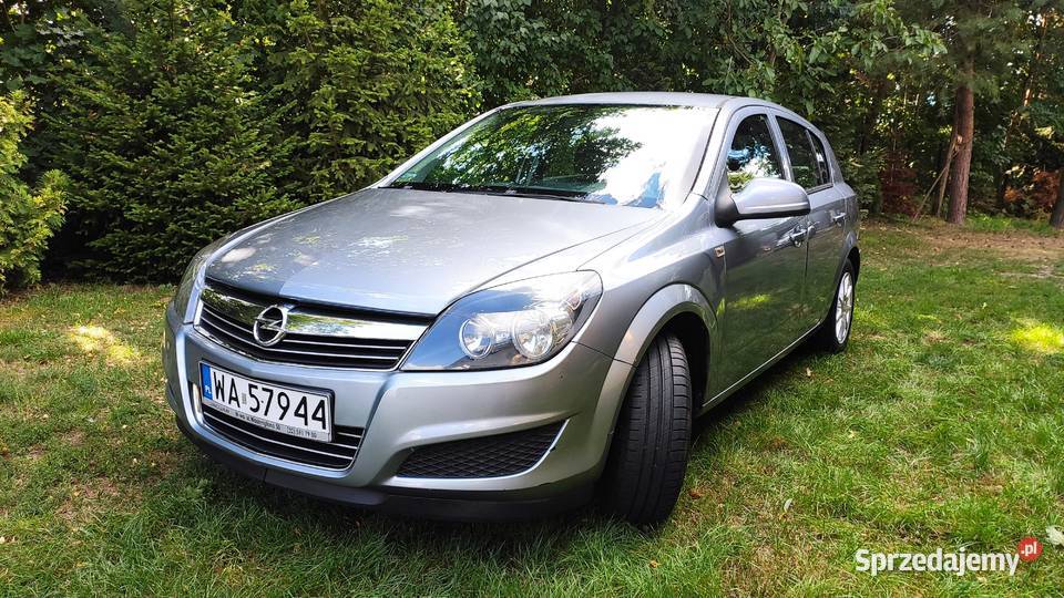 Opel Astra H 16 Benzyna zadbana bezwypadkowa sprzedam