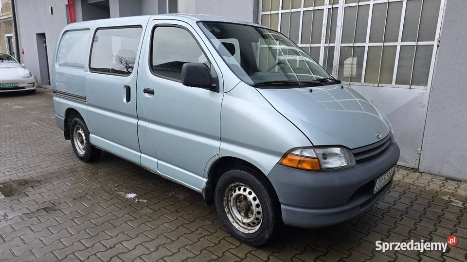 Toyota Hiace 25D Doka 6 osób zarejestrowany opolskie Nowy Świętów sprzedam