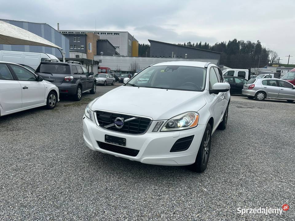 2054x4 DACHSZKLANYKAMERA SKÓRA OPŁACONY SZWAJCAR asystent pasa ruchu Lublin