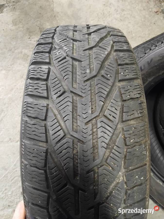 Opony zimowe kormoran 22560R17 Ptaszkowa