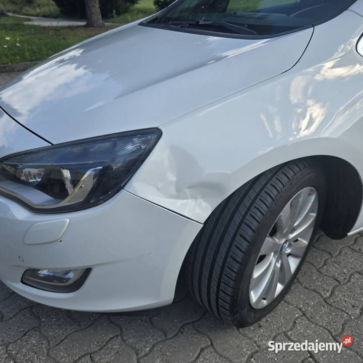Opel Astra 2012 253000km