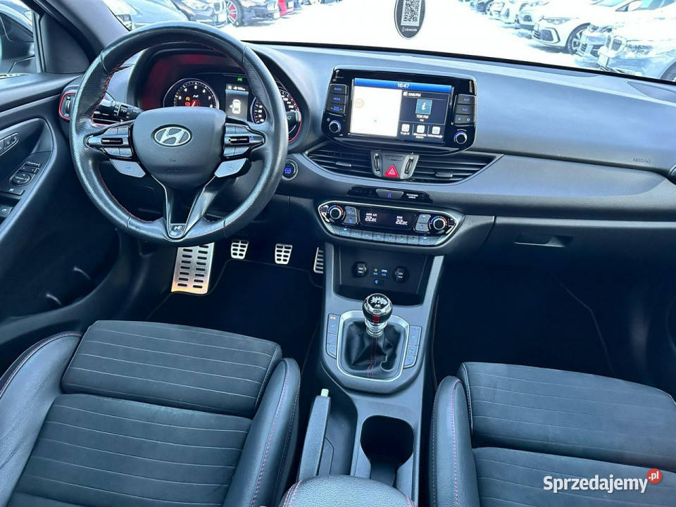 Hyundai i30N 20 TGDI 275 Fastback Performance światła do jazdy dziennej