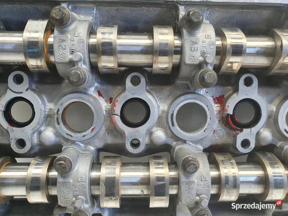 Ford Focus MK2 II 16 TDCI POKRYWA ZAWORÓW WAŁKI osobowe Głowice cylindrów Janów