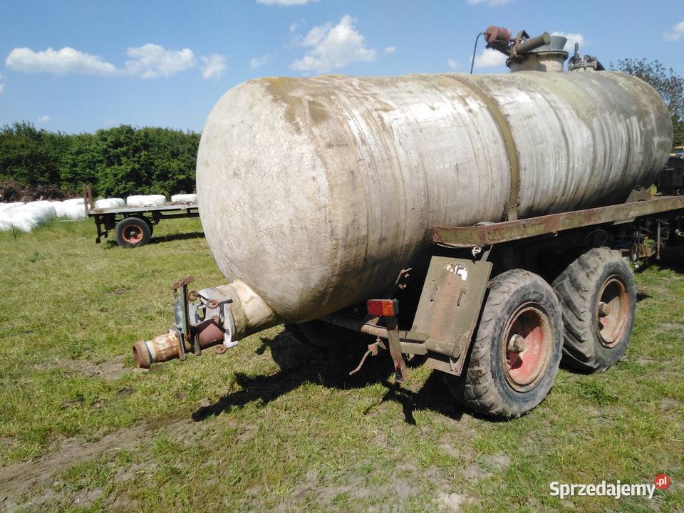 Beczkowóz wóz asenizacyjny Fortschritt HTS100 Maszyny rolnicze Mętno