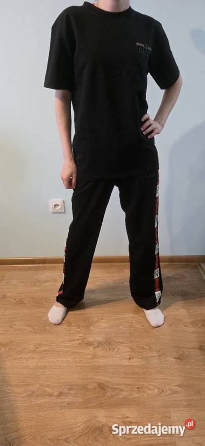 Wypredaz nowy stylowy damski dres ML XL z Turcji