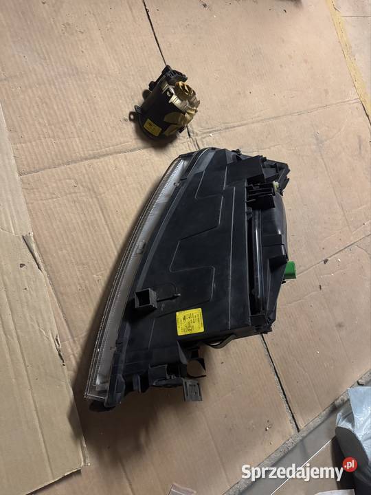 Ford Mondeo mk3 lampa lewa halogen lewy Turek