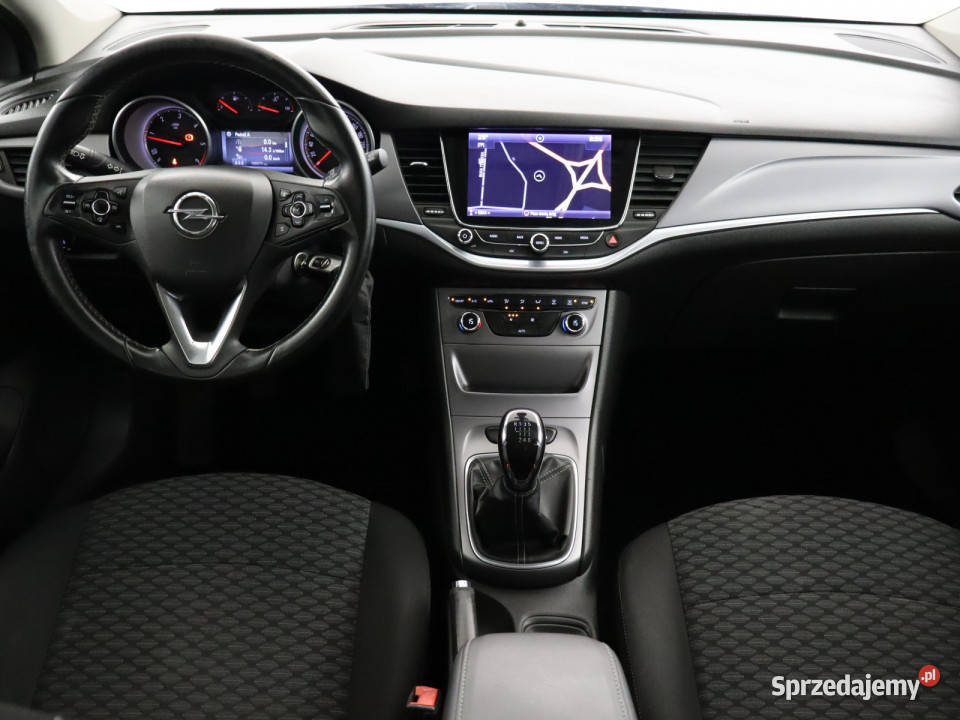 Opel Astra 16 CDTI Bielany Wrocławskie