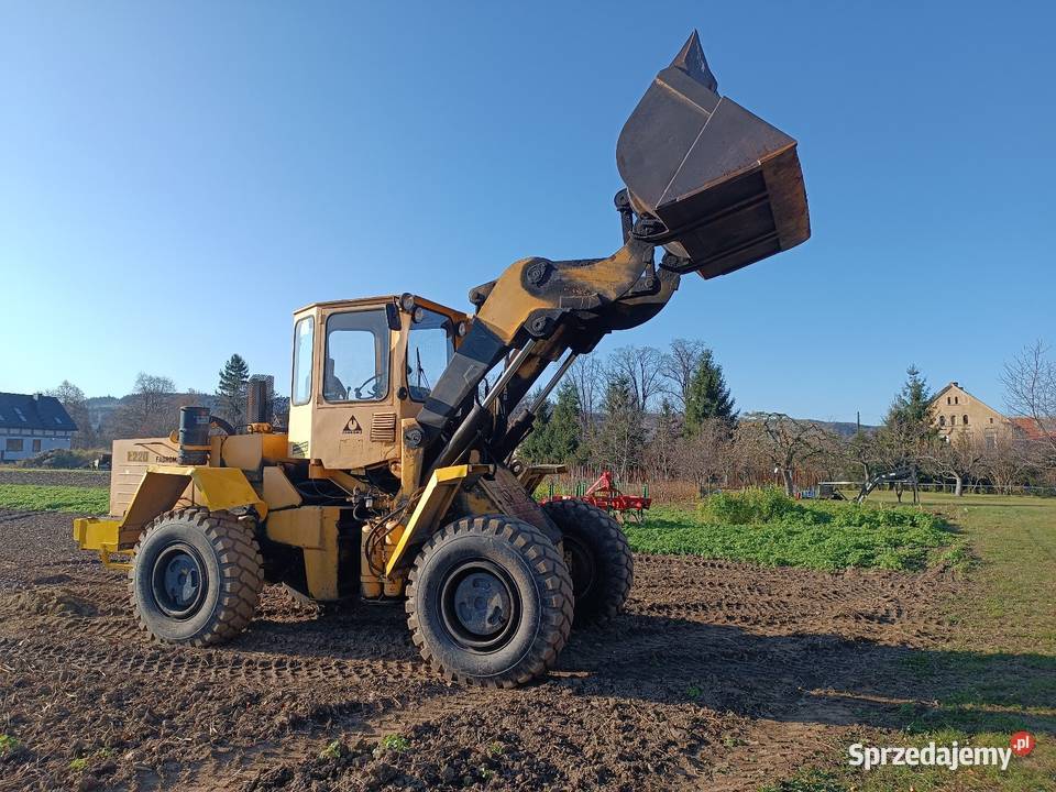 Ładowarka fadroma ł220 Bolków