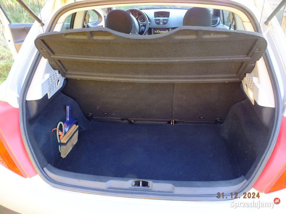 PEUGEOT 207 14 16V 88 benzyna prywatne nieuszkodzony 207 Brójce