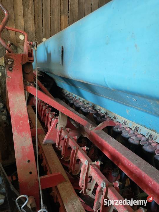 Isaria 3m siewnik zbożowy nieuszkodzony Siewniki i sadzarki Żabiec