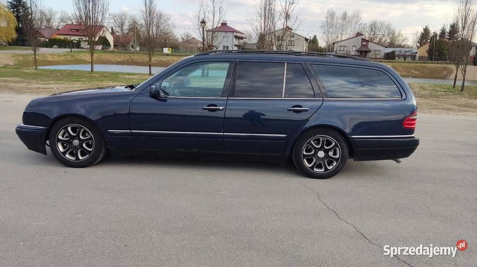 Mercedes w210 32 V6 avantgarde hak lpg Skopanie