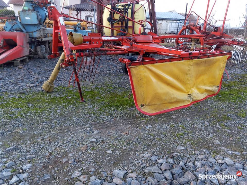 Zgrabiarka karuzelowa Fella Fella opolskie Gostomia