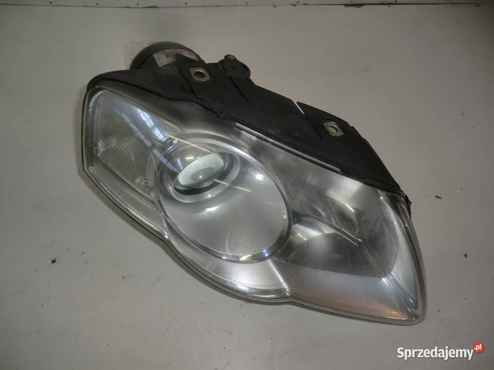 LAMPA PRAWA PRZEDNIA VW PASSAT B6 3C0941006AD osobowe Krzeszowice