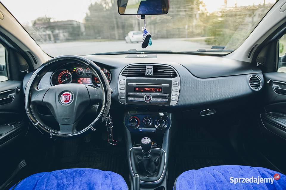 FIAT Bravo 2 biały 2012 przebieg 102700 aluminiowe felgi Gorlice
