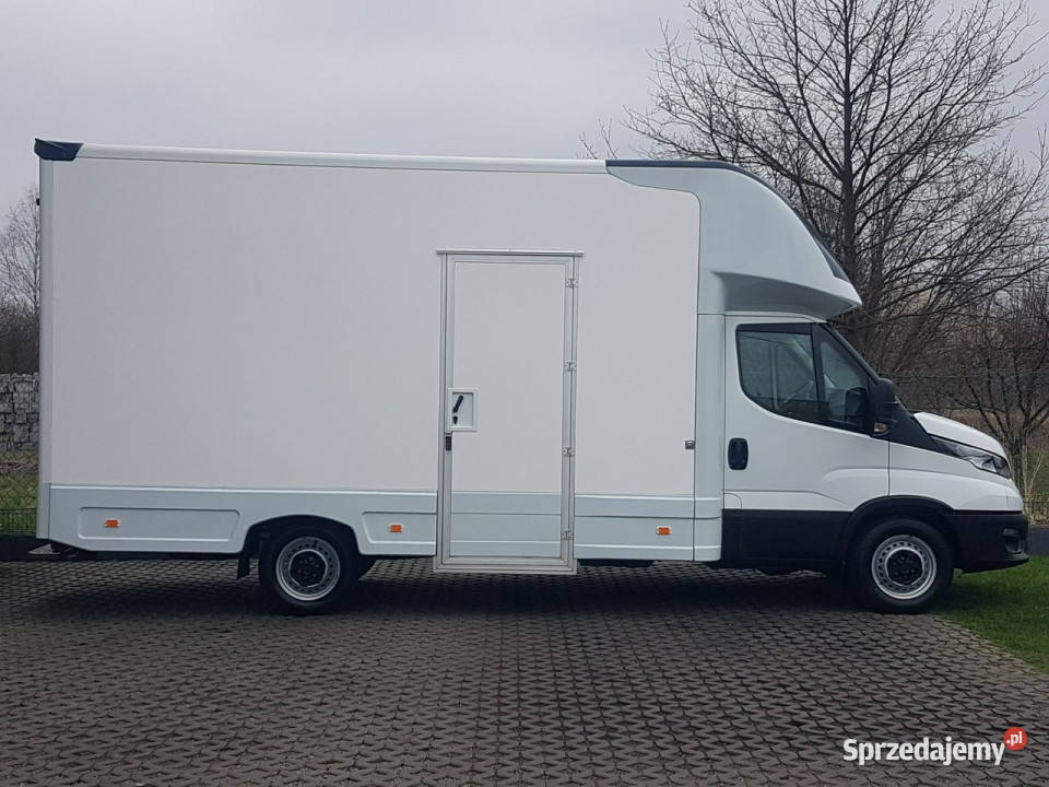 Iveco Daily KONTENER NISKOPODŁOGOWY 443x223x242 Poręba sprzedam