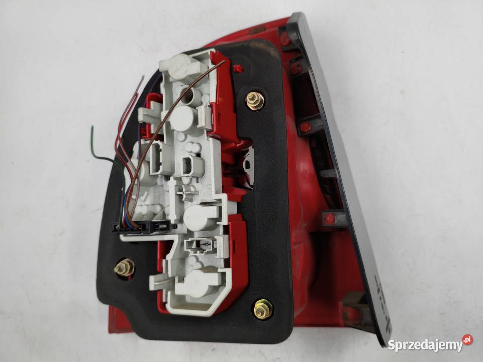Lampa Prawy Tył Tylna Prawa VW Passat B5 Sedan Wyszków sprzedam