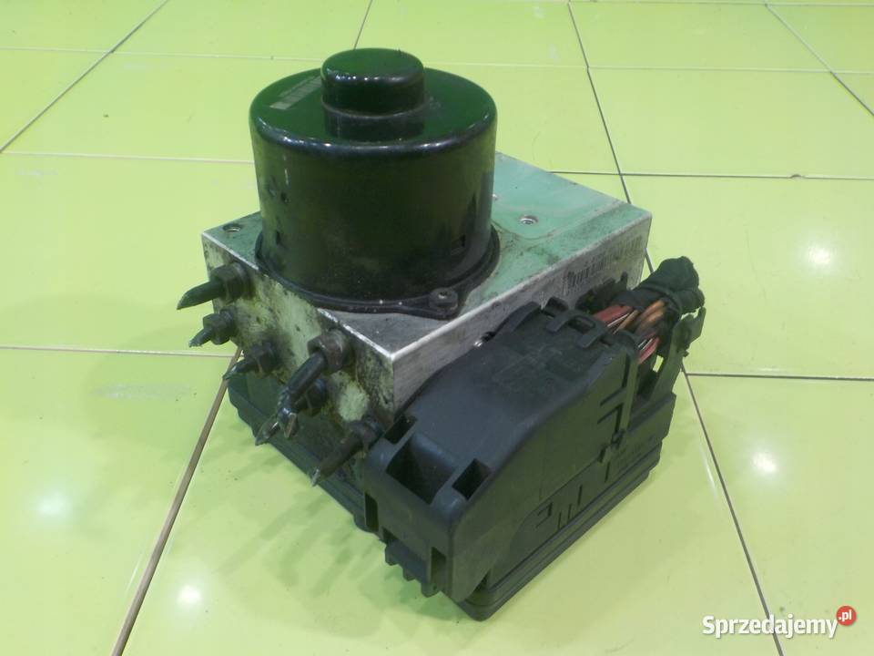 MERCEDES ML W164 LIFT 30 CDI 09r pompa ABS osobowe Suków