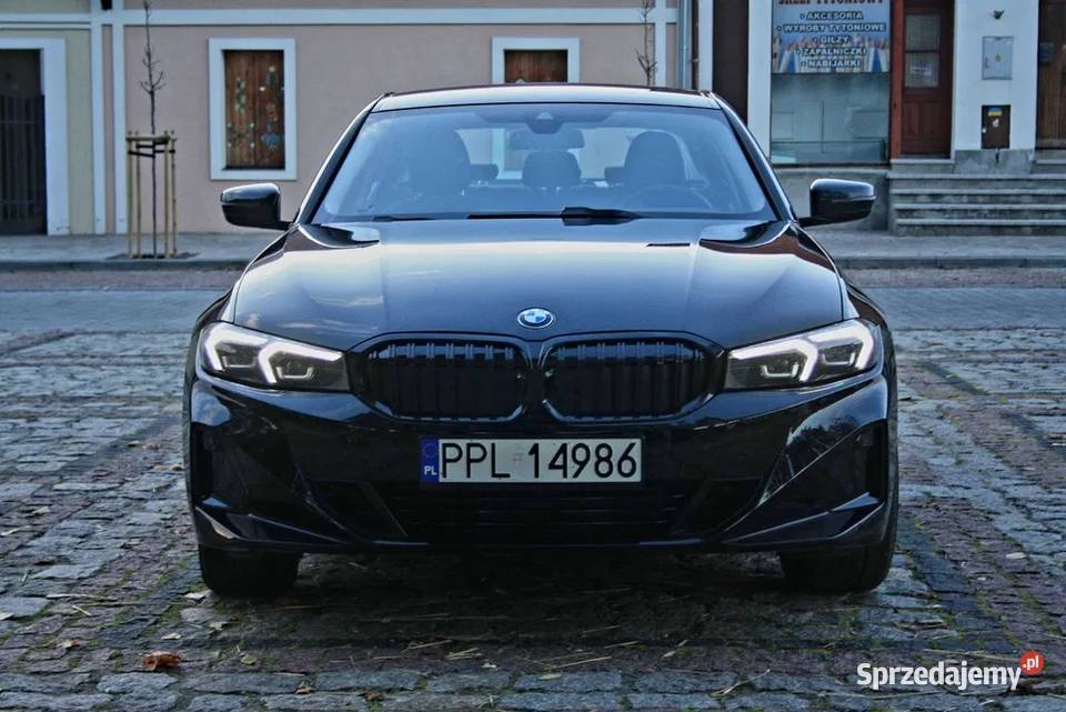 BMW 318i 2023r G20 Steptronic 12 Pełna FV 23 Rok produkcji 2023 Gizałki