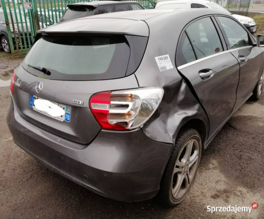 Mercedes A 180 A klasa 180cdi W176 2012 Mercedes-Benz