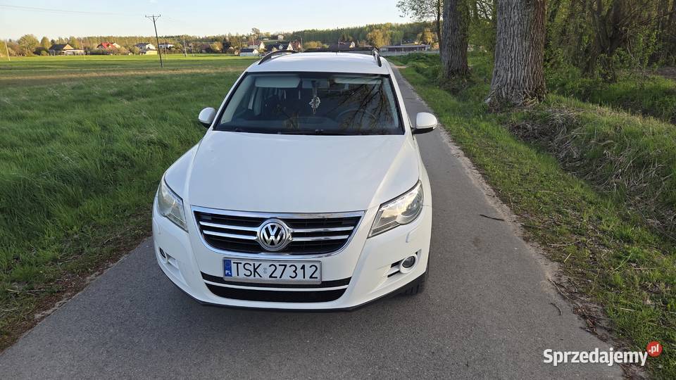 Volkswagen Tiguan I 20 VW iguan 2010r Biały Skarżysko-Kamienna