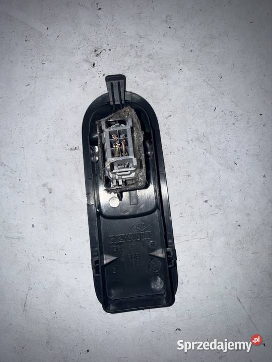 Przełącznik szyb Renault Megane Scenic II wielkopolskie Ostrów Wielkopolski