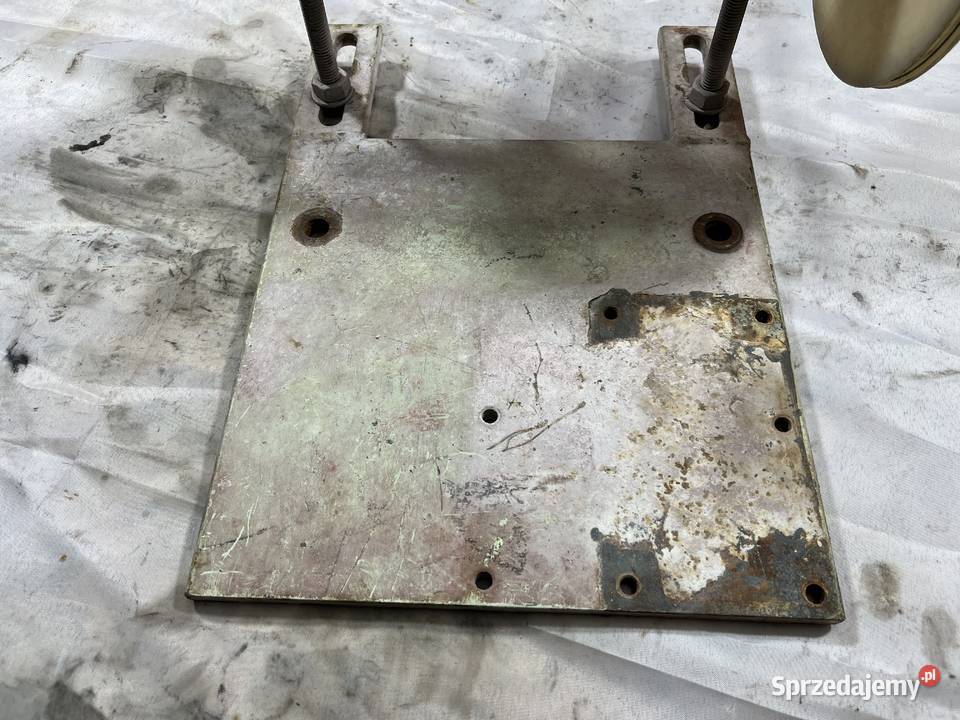 Rozdzielacz sekcyjny na koło pasowe solidny z
