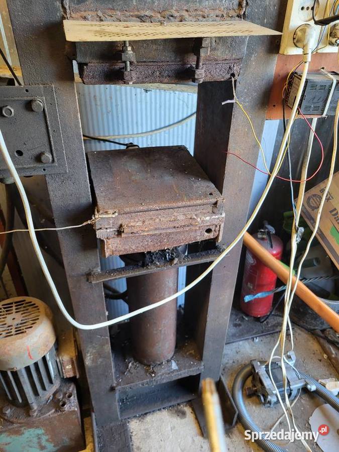 Sprzedam walcarke i prasy do gumy i sylikonu mazowieckie Tłuste