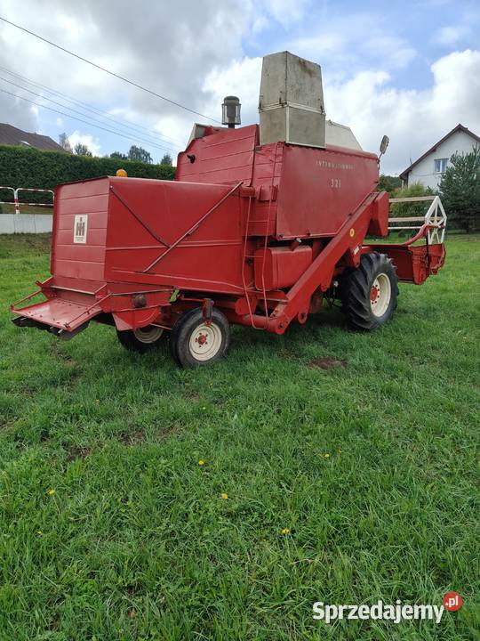 Kombajn zbożowy International Harvester 321 Połomia sprzedam