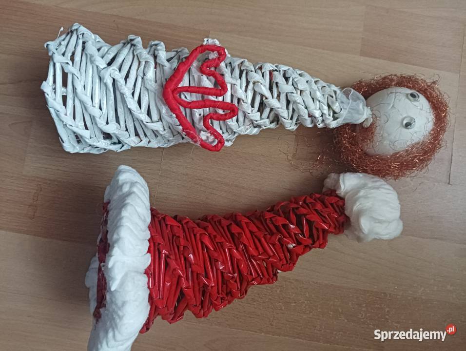 Lalka i czapka z papieru Bieruń