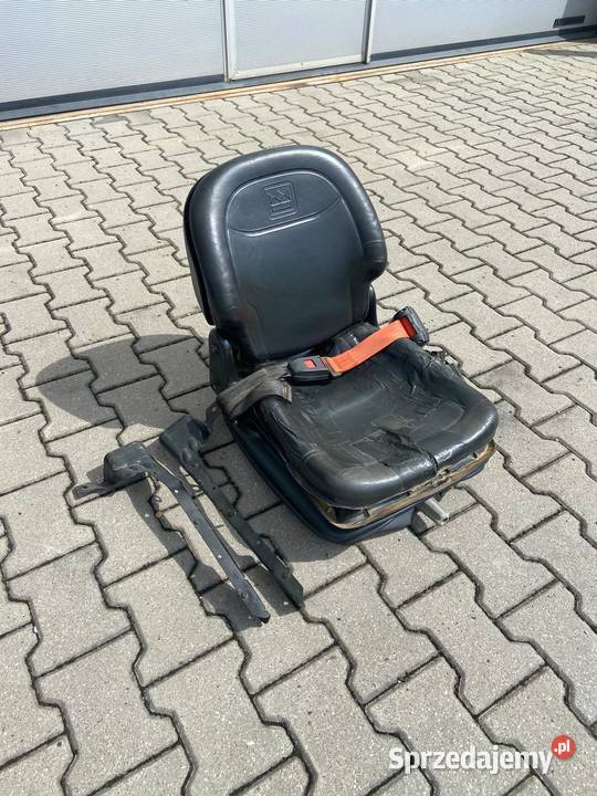 Używany fotel do wozidła Wyposażenie wnętrza Suchoraba
