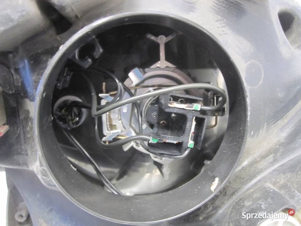 OPEL AGILA B 11r lampa prawa przód 3510052K10 osobowe Kielce