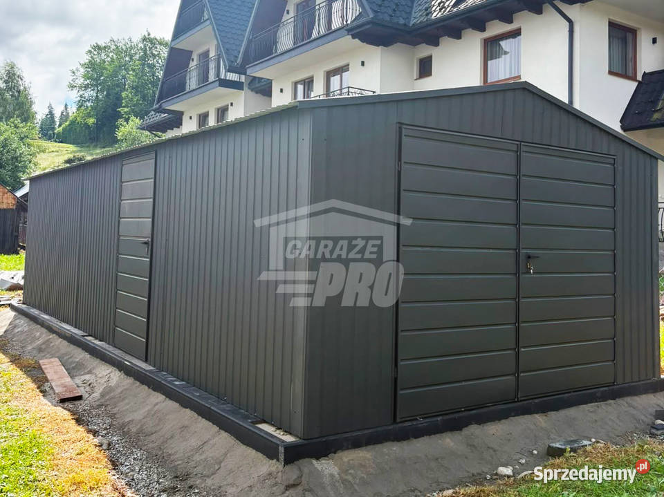 Garaz blaszany 45x8 m brama dwuskrzydłowa drzwi Nieruchomości Miastko