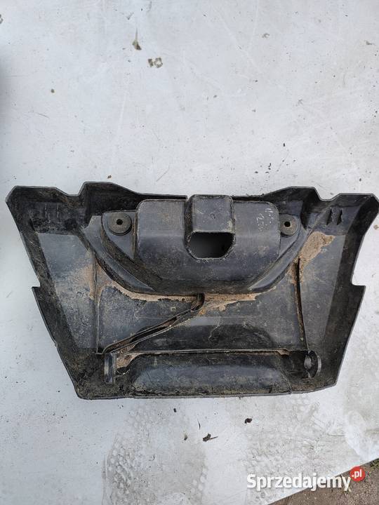 Osłona lampy honda TRX 420 przód prawy tyl Wiele