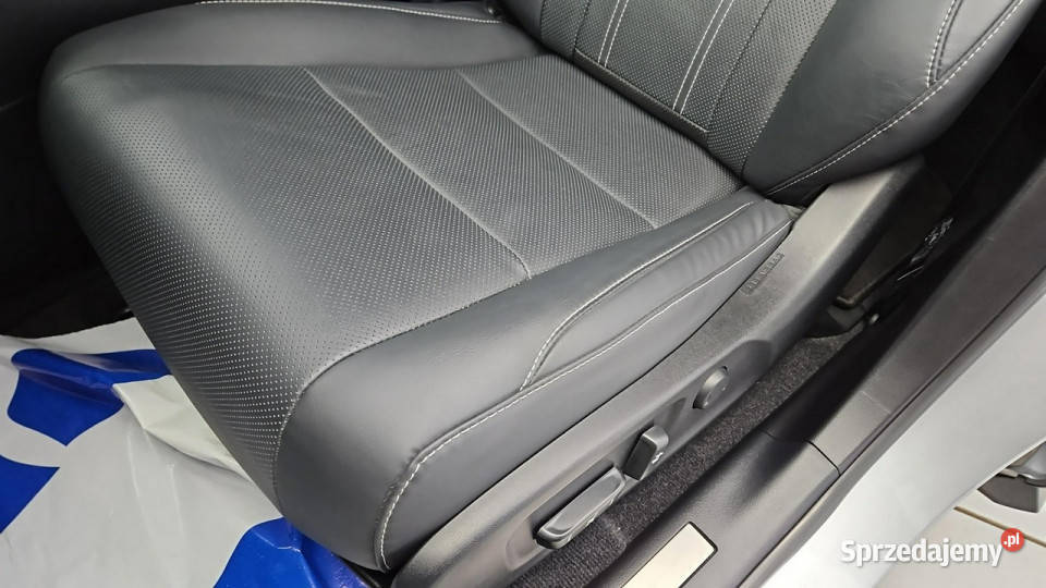 Lexus RX 450h FImpression Z Polskiego Salonu serwisowany w ASO Warszawa