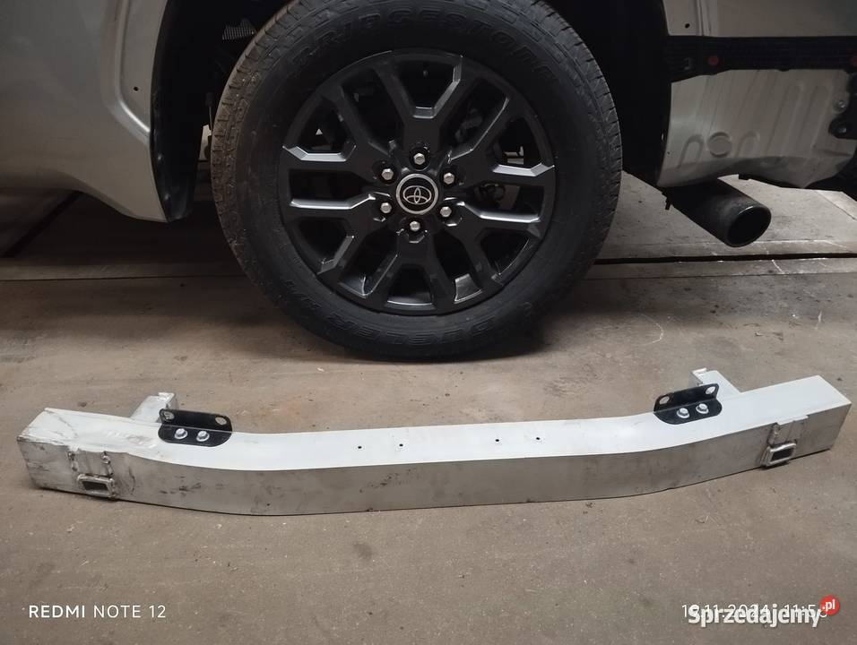 Toyota Tundra belka zderzaka wzmocnienie przód Mojusz sprzedam