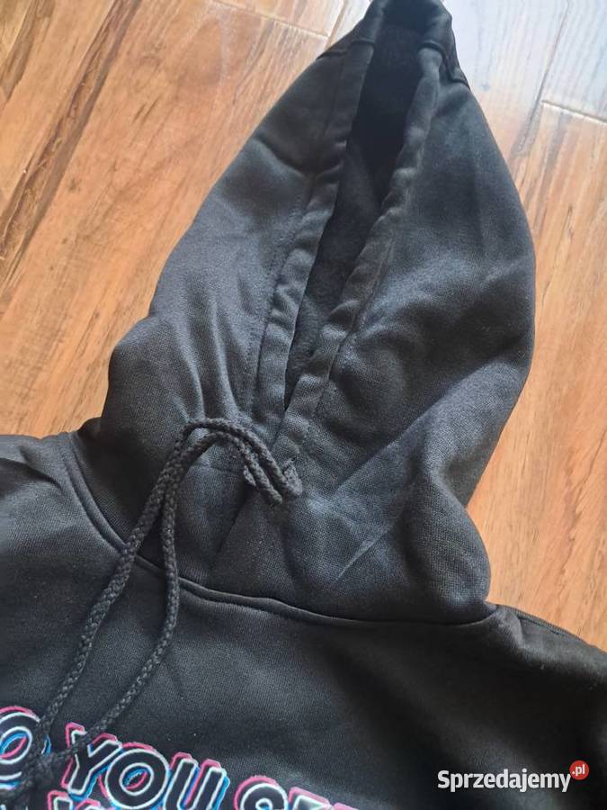 nowa damska czarna bluza w rozmiarze S brak Sandomierz
