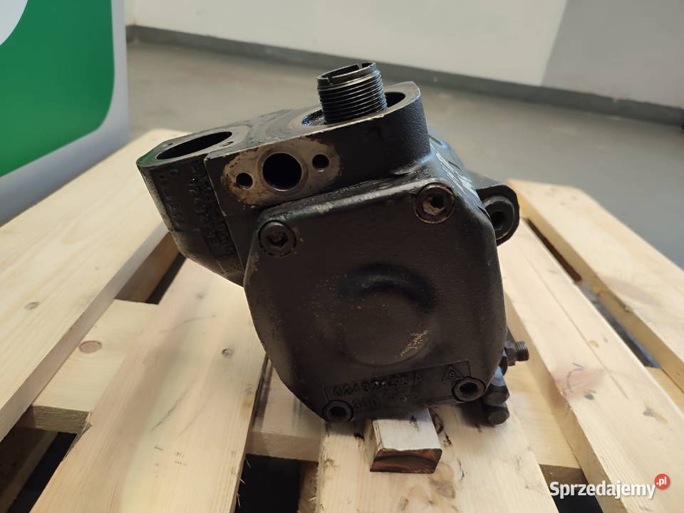 Pompa hydrauliczna 02432458A 2427949 Holland TVT