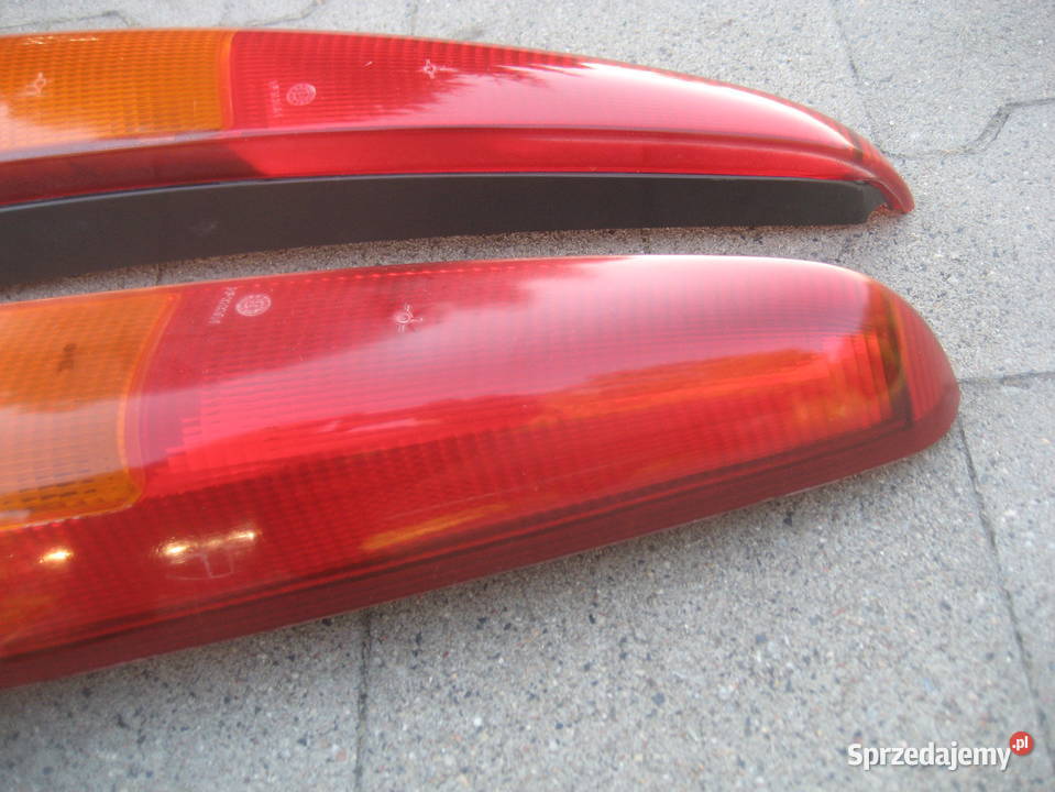 volvo 850 9497r lampa górna tył prawa lewa Rakoniewice