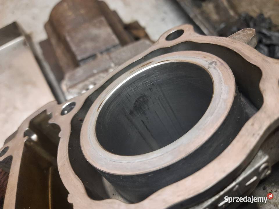 Yamaha YZF 125R cylinder YZF125R YZF r125 Silniki i osprzęt dolnośląskie Jelenia Góra