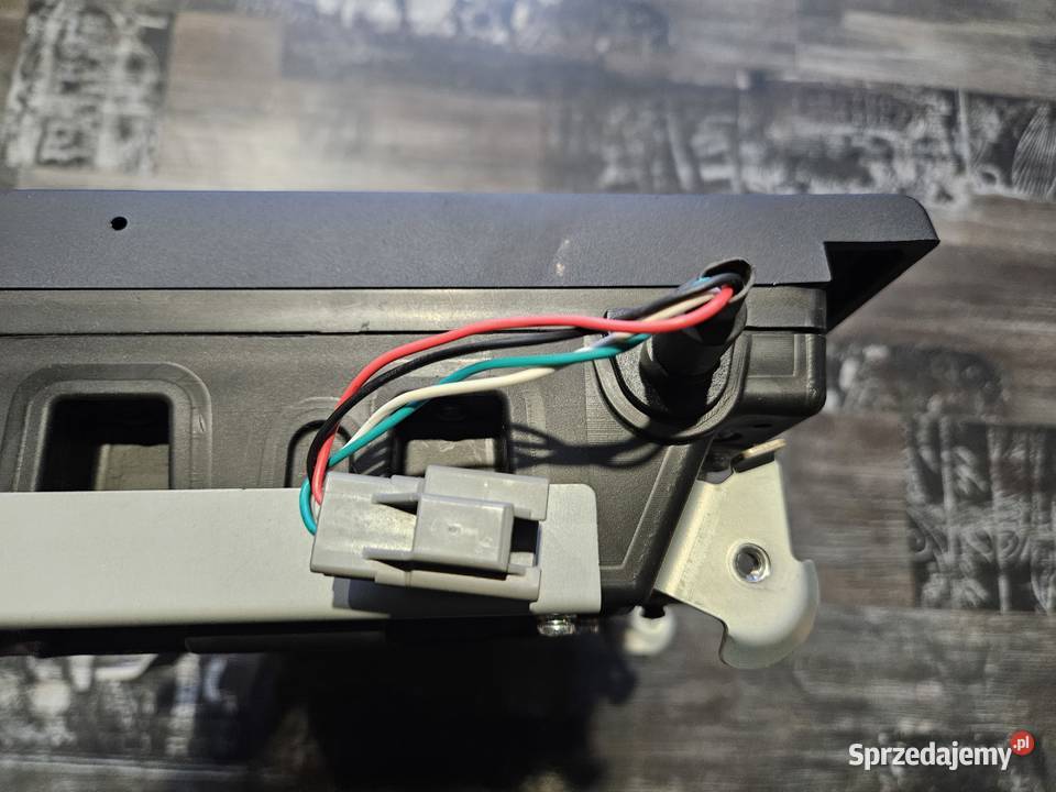 Subwoofer Volvo XC60 xc70 s60 v60 oryginalny Pozostałe Parczew