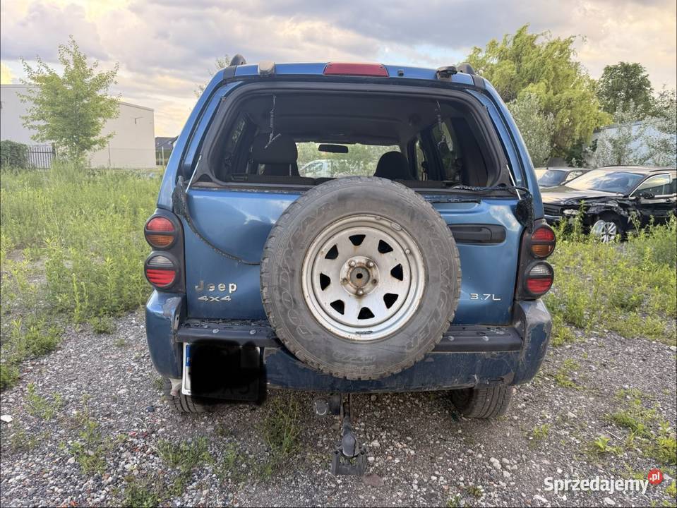 Jeep liberty 37 z gazem uszkodzony Piaseczno sprzedam