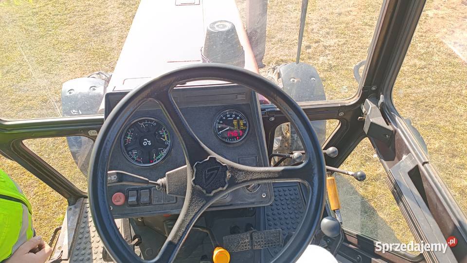 Ciągnik rolniczy Belarus 820