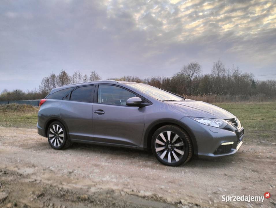 Honda Civic IX 2014 Rok produkcji 2014 Radom sprzedam
