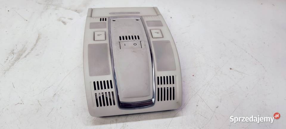 LAMPKA OŚWIETLENIE KABINY AUDI A6 C6 4F0947135H Przystajń