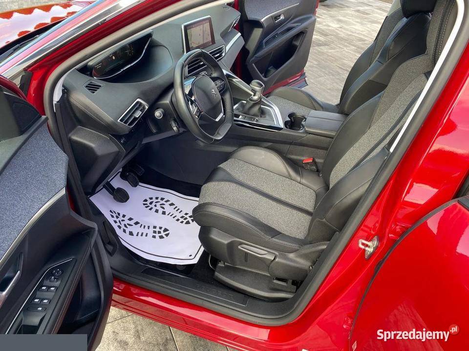 Peugeot 3008 12 PureTech Allure 130 2018r