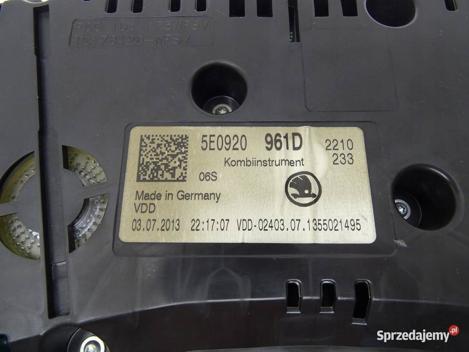 LICZNIK ZEGARY ZEGAR SKODA OCTAVIA III 16 TDI osobowe