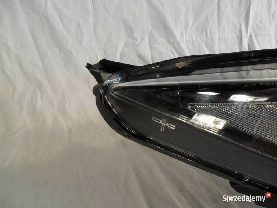 REFLEKTOR PRZÓD STRONA PRAWA NISSAN LEAF II ZE1 osobowe