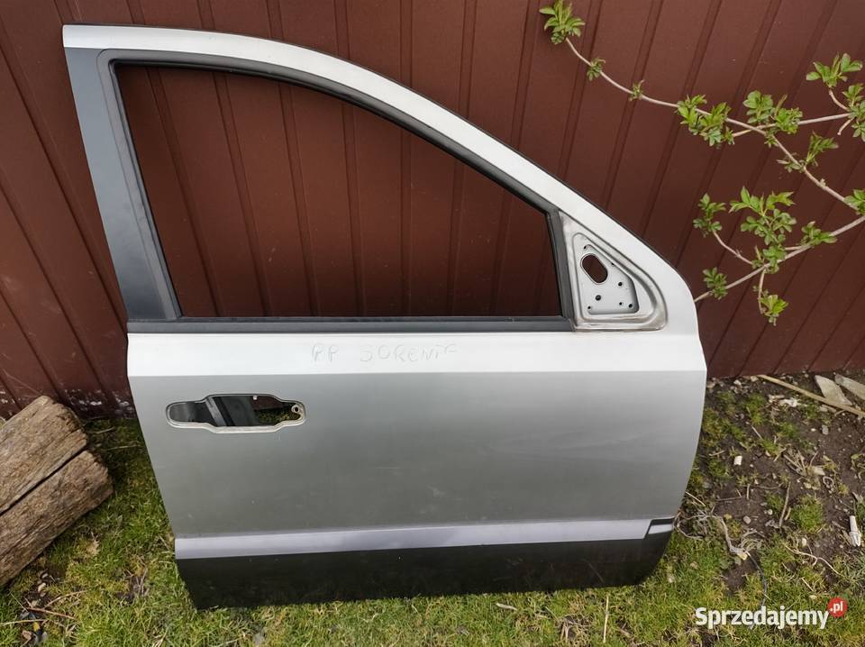 KIA SORENTO I drzwi prawe lewe kod lakieru YL części blacharskie