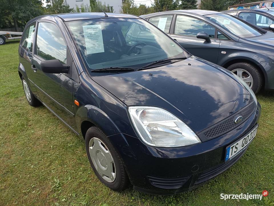 Ford Fiesta 1.3 benzyna w bardzo dobrym stanie,Klimatyzacja